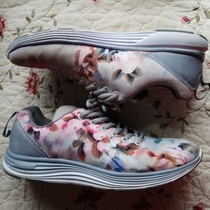 JustFab gray Floral sneakers